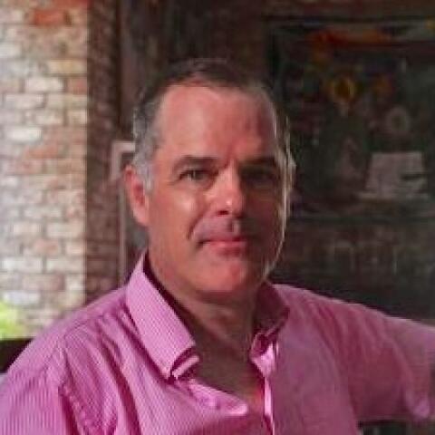 Senior editor, Univision News (in English)