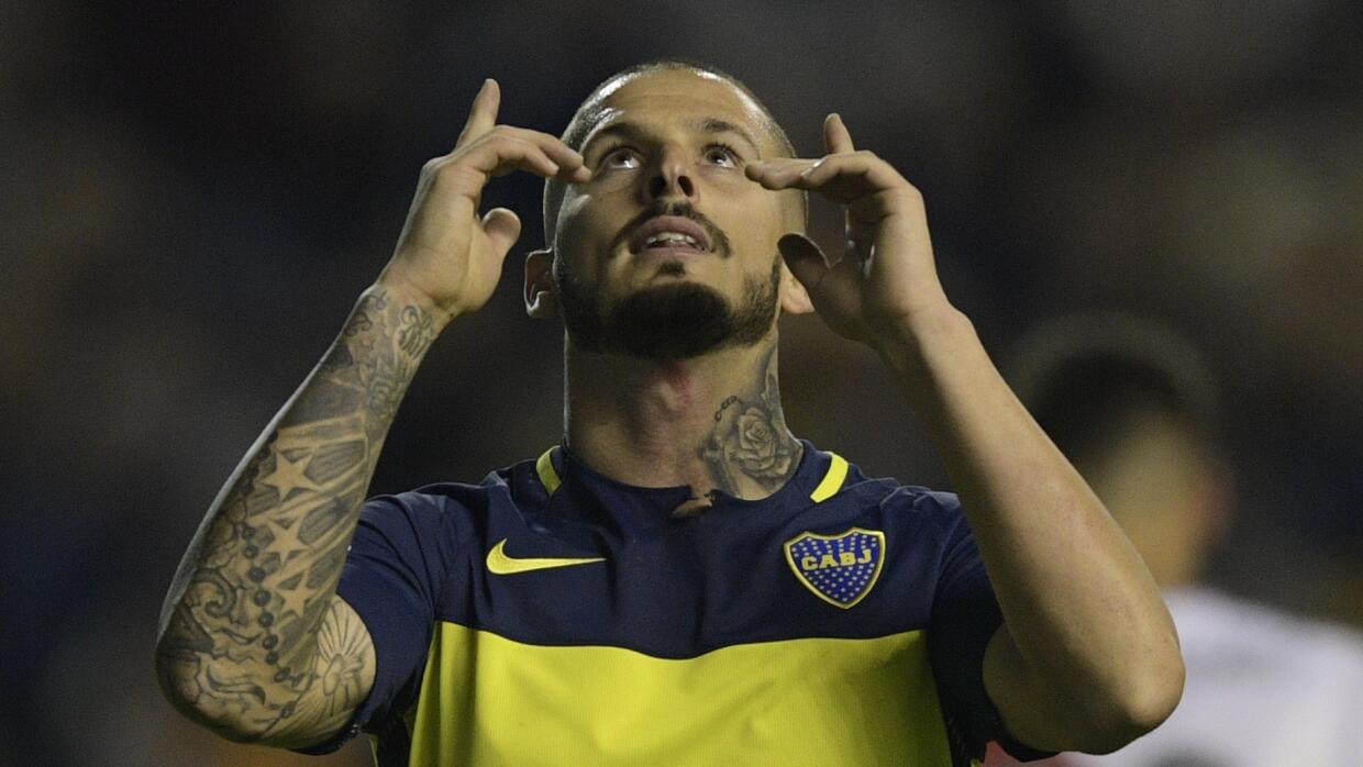 Dario Benedetto podría acompañar a Guido Pizarro en el Sevilla