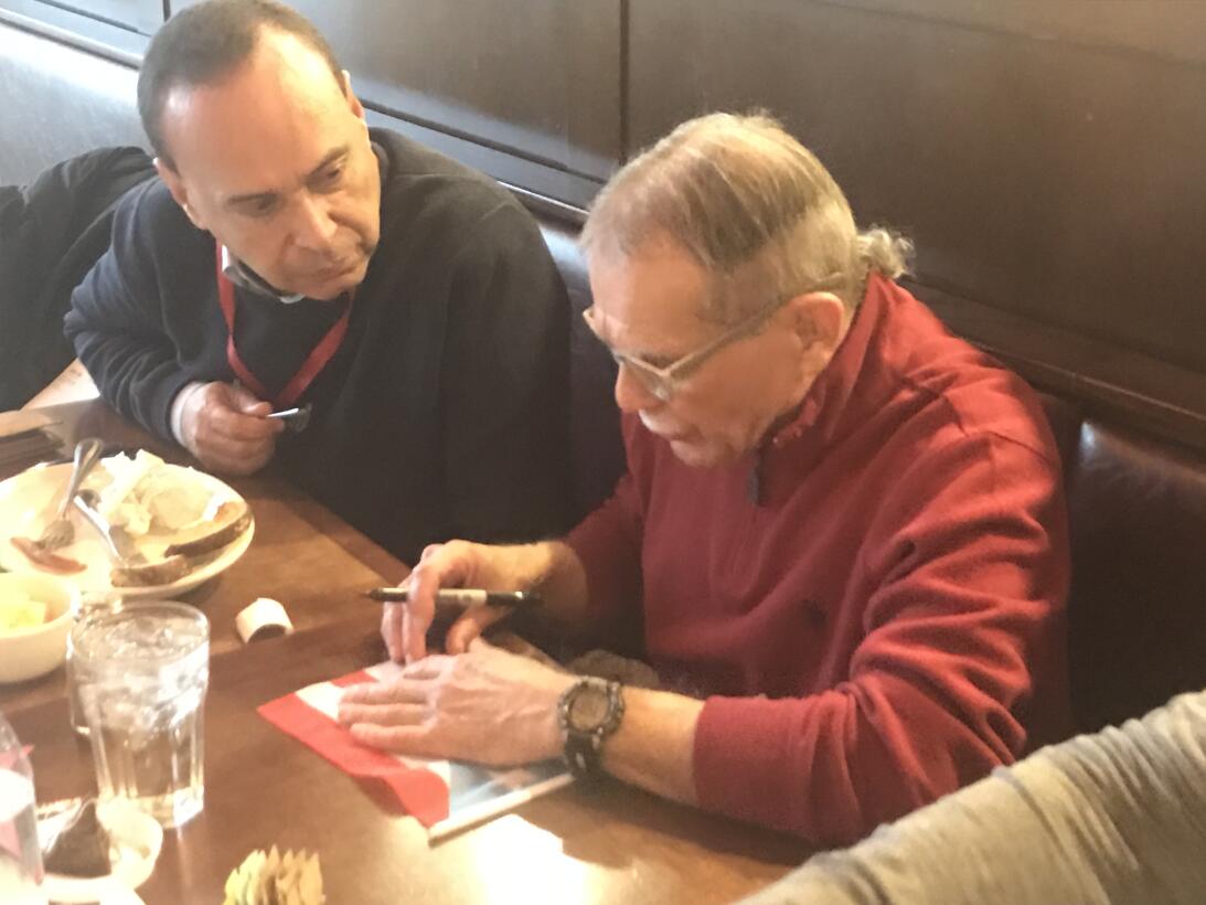 Las primeras imágenes de Oscar López al salir de prisión después de 35 a...