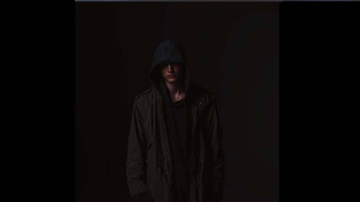 NF premieres 'NO NAME' music video - 98.5 The Beat - Univision