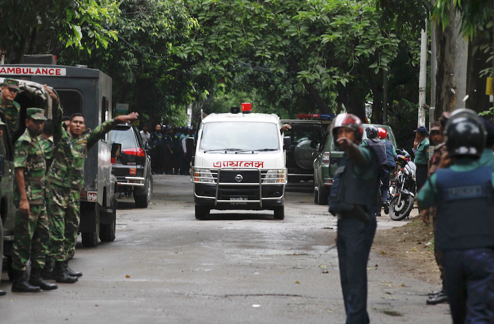 Murieron dos policías en el ataque yihadista