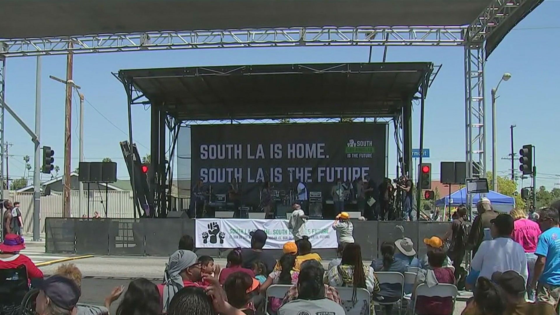 Conmemoración en el sur de Los Ángeles por los 25 años de uno de los