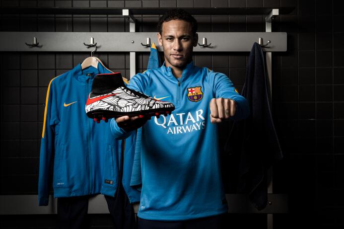 Neymar reveló sus botines Ousadia Alegria