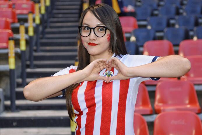 El ambiente único previo del Clásico Nacional entre los fanáticos de Amé...