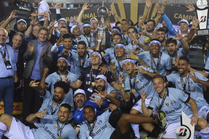 Gremio derrotó a Lanús y se coronó campeón de la Copa Libertadores 2017...