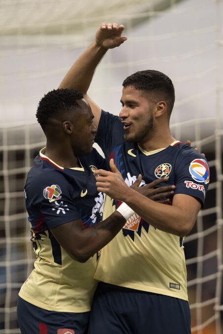 En fotos: Fiesta completa para el América con triunfo y debut de Ménez e...