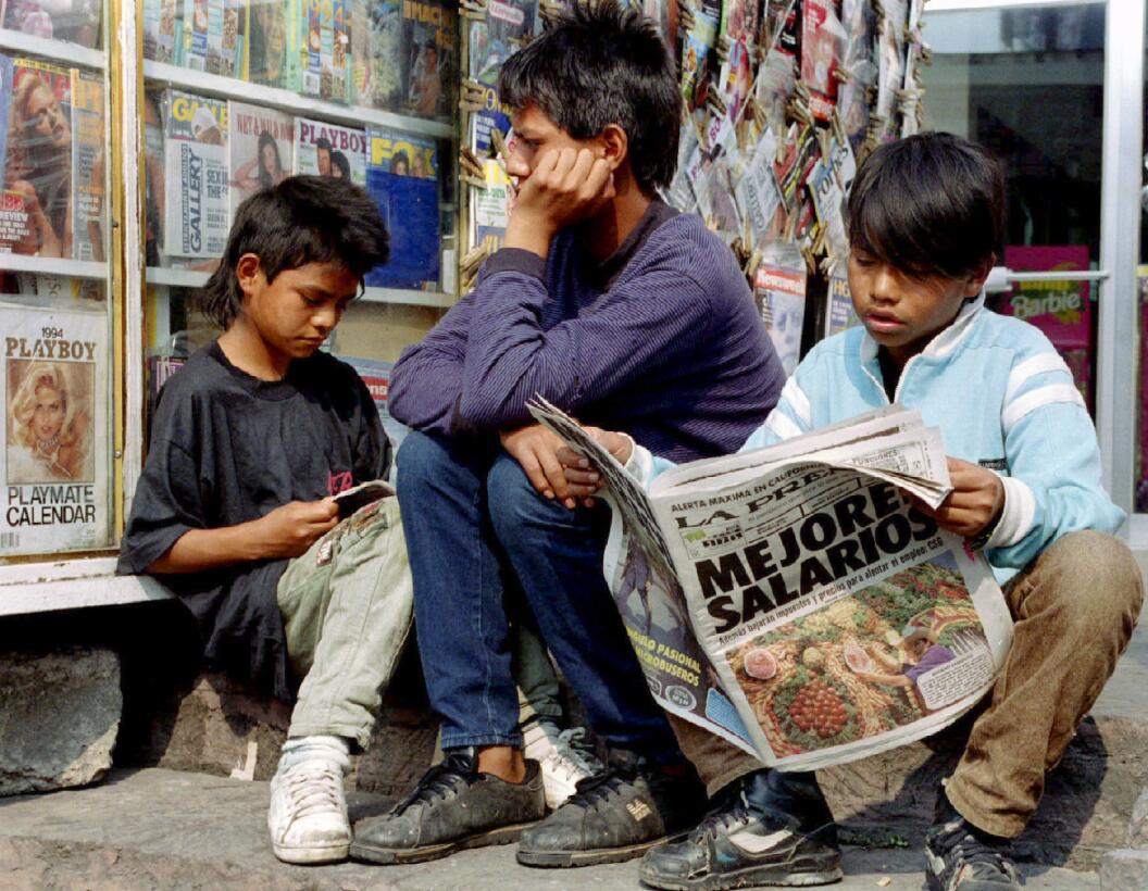Niños en Ciudad de México noviembre 16 de 1993