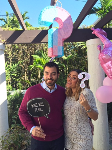 Nuestra compañera, Gloria Ordaz, anunció que espera a su primer hijo jun...