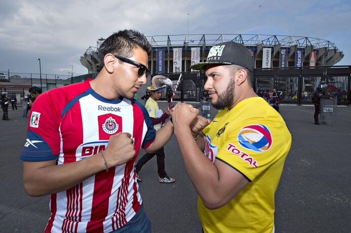 El colorido de la afición en la Jornada 7