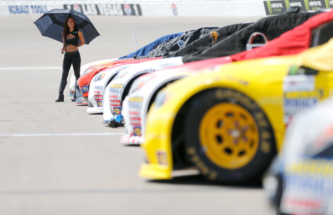 Las Vegas recibió a la Nascar entre la belleza, un día soleado y una pel...