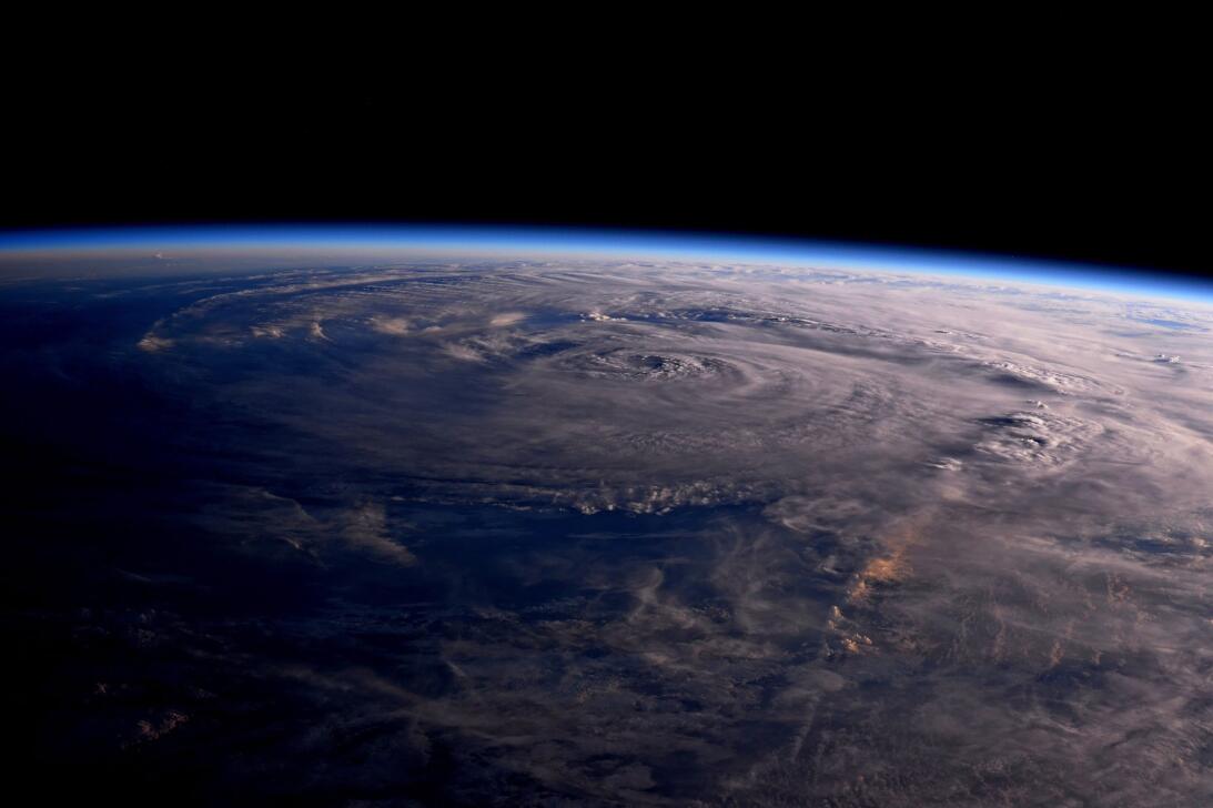 Harvey desde el espacio