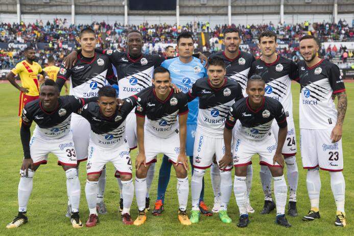 El huracán Katia inundó el Morelia 3-1 Lobos BUAP 20170909_1047.jpg