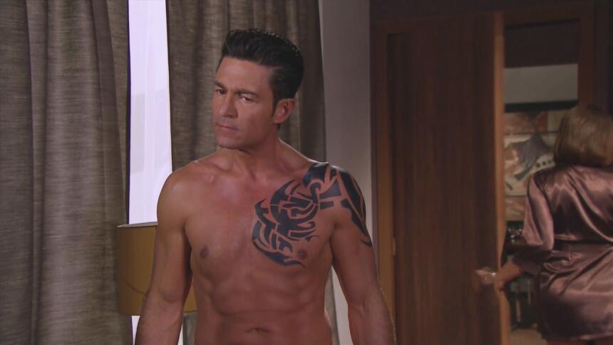 Fernando Colunga es Eladio