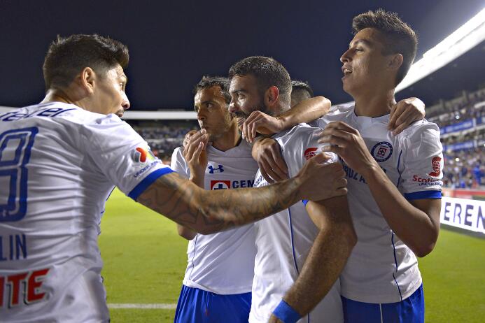 Lluvia de penales y Cruz Azul se lleva los tres puntos ante Querétaro 20...