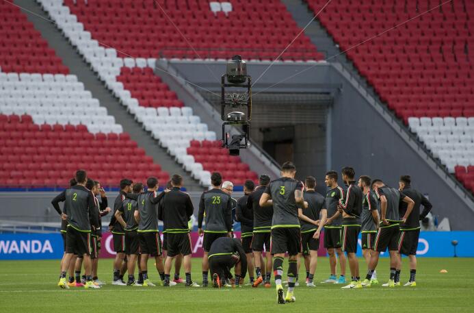 El 'Tri' ya pisó el terreno del Kazan Arena donde espera ganarle a Portu...