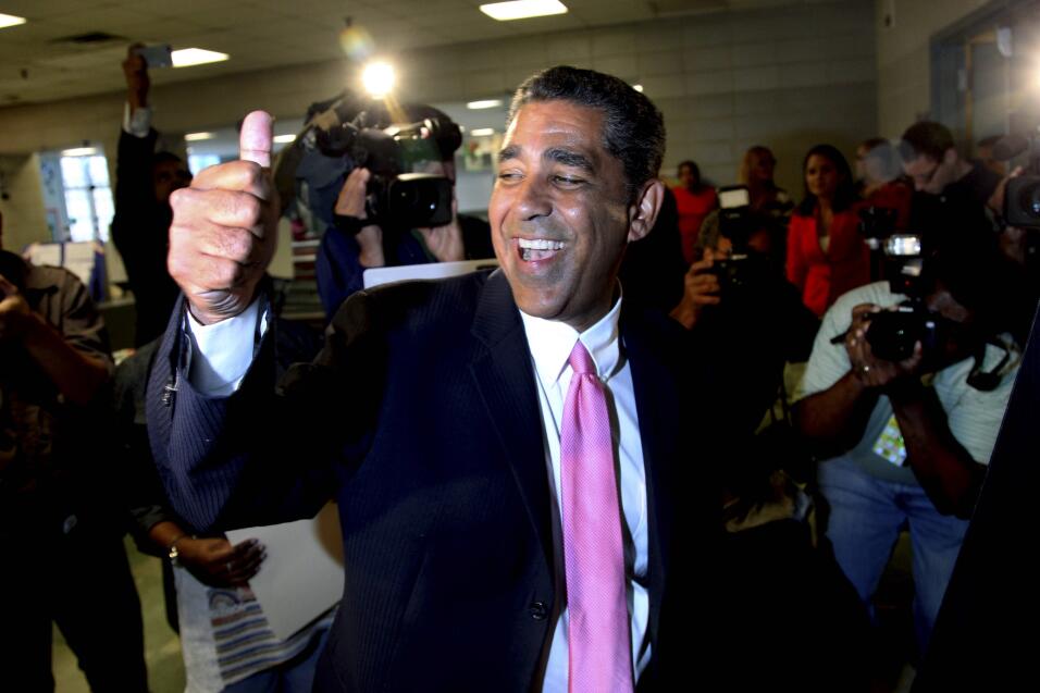 Adriano Espaillat