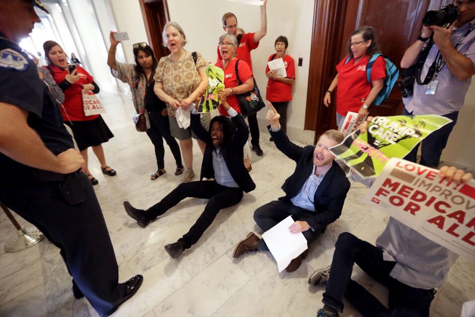 Los republicanos tienen 7 años tratando de reemplazar Obamacare, ¿por qu...