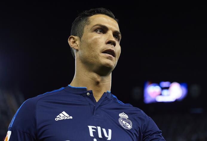 ¿Por qué critican la campaña de Cristiano?