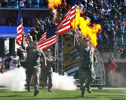 La NFL honró al Ejército de los Estados Unidos de América en la semana 9...