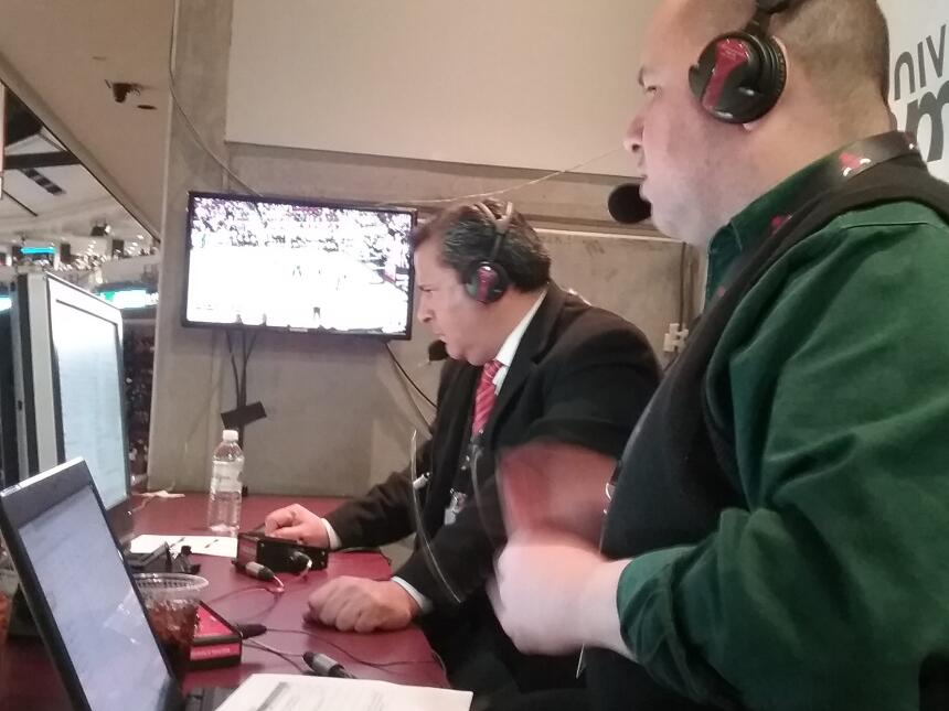 Univision América 1200