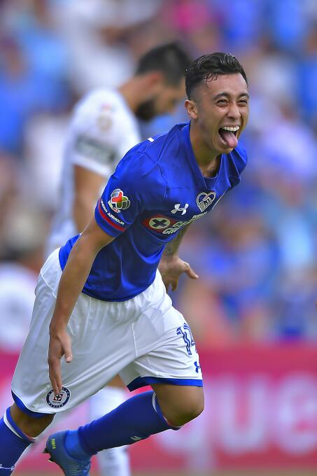 ¡Masacre en la Corregidora! Cruz Azul aplastó a Pumas gol-martin-rodrigu...