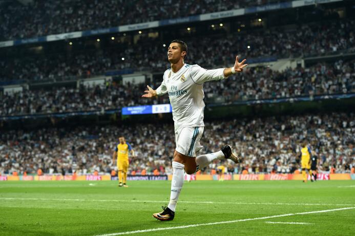 Arranque de campeón: Real Madrid venció con comodidad al Apoel en inicio...
