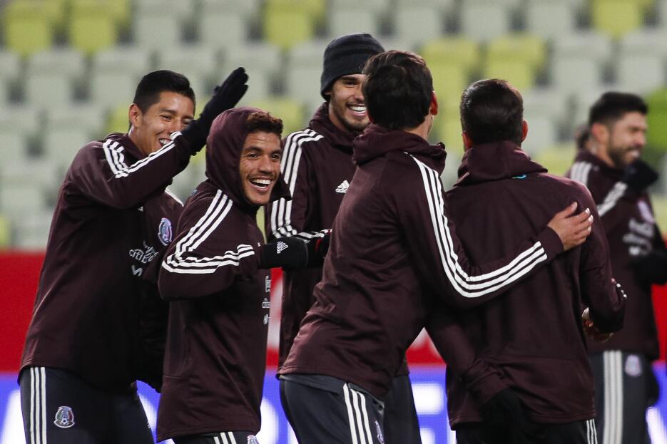El Tri reconoció el campo del Stadion Energa Gdańsk donde enfrentará a P...