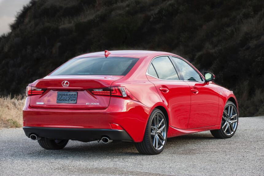 Lexus IS 200t 2016