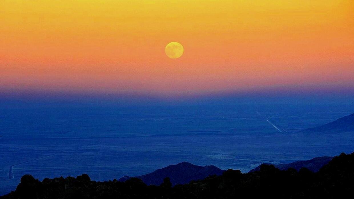 Previsiones astronómicas 2017: un eclipse total de Sol y 10 lluvias de e...