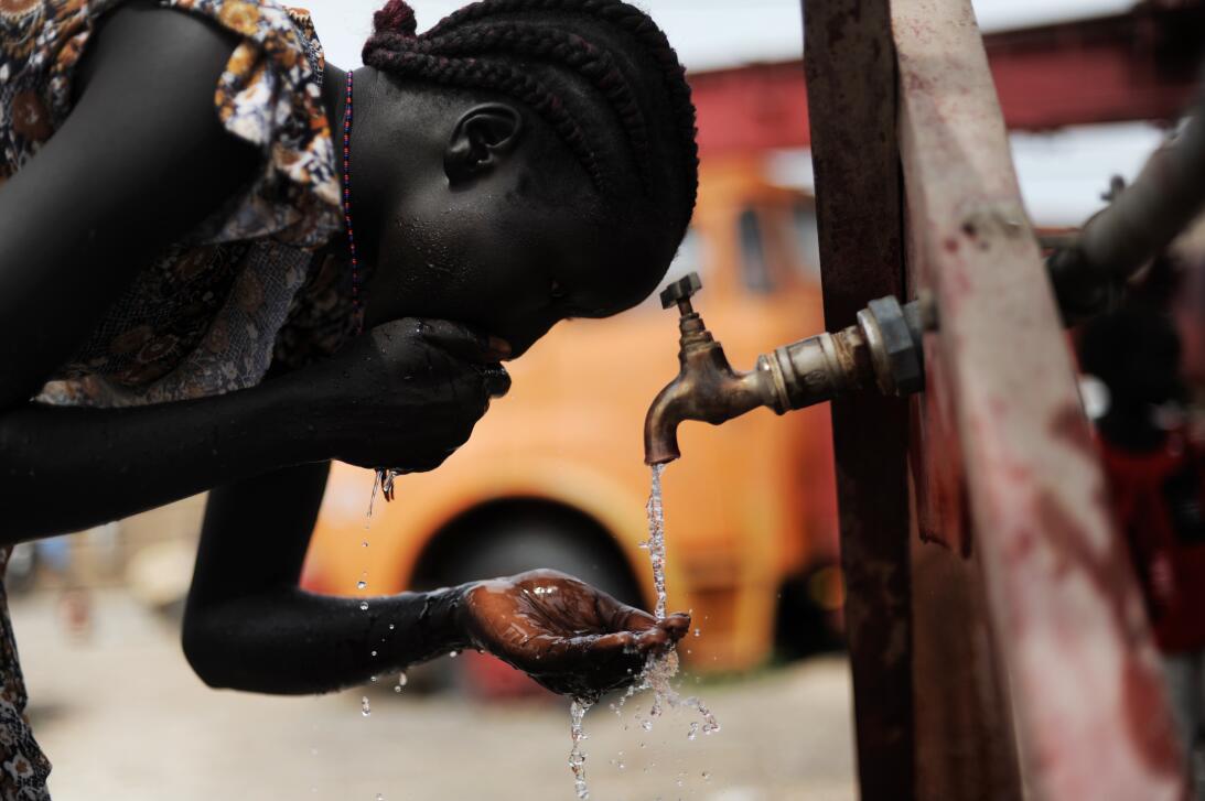 El mundo tiene sed GettyImages-107168125.jpg