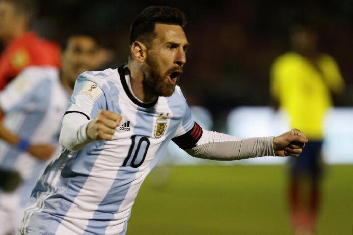 Messi, el 'crack' que llevó a Argentina al Mundial con su triplete a Ecu...