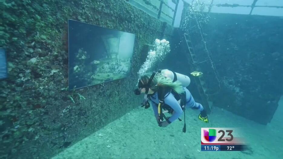 Exhibición de fotografía surrealista en aguas de Key West