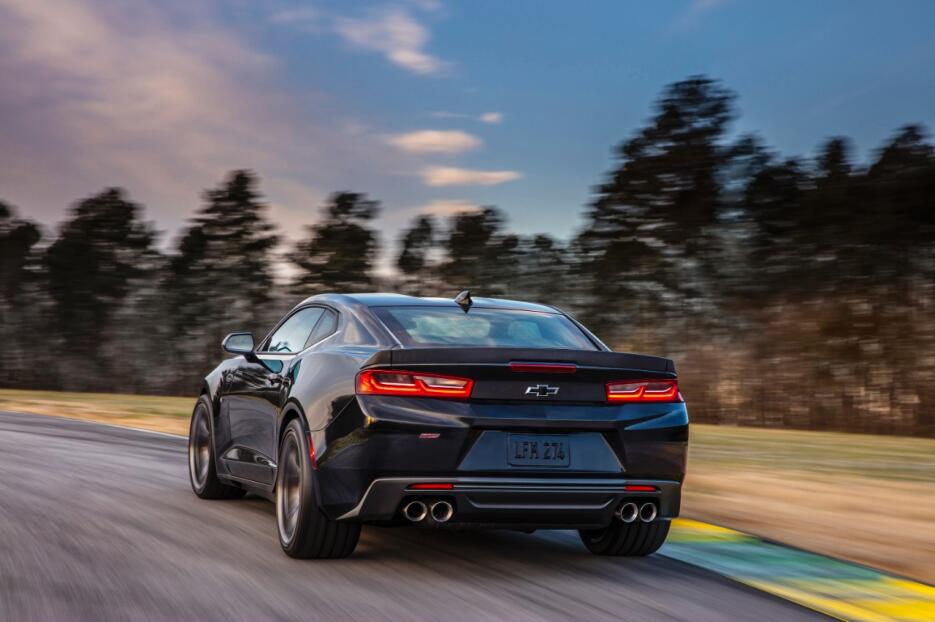 Imágenes Chevrolet Camaro 1LE 2017