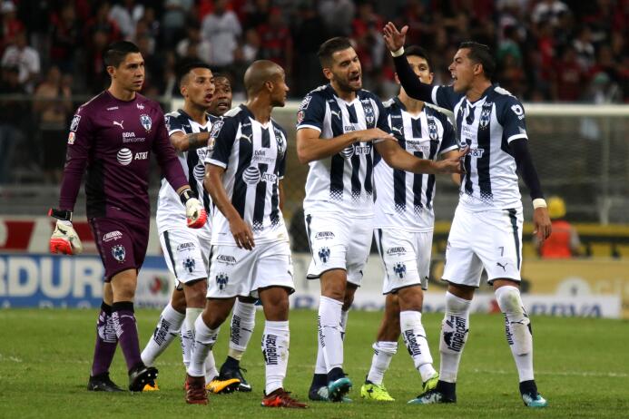 En Fotos: Monterrey impone su ley sobre Atlas en el juego de ida de los...