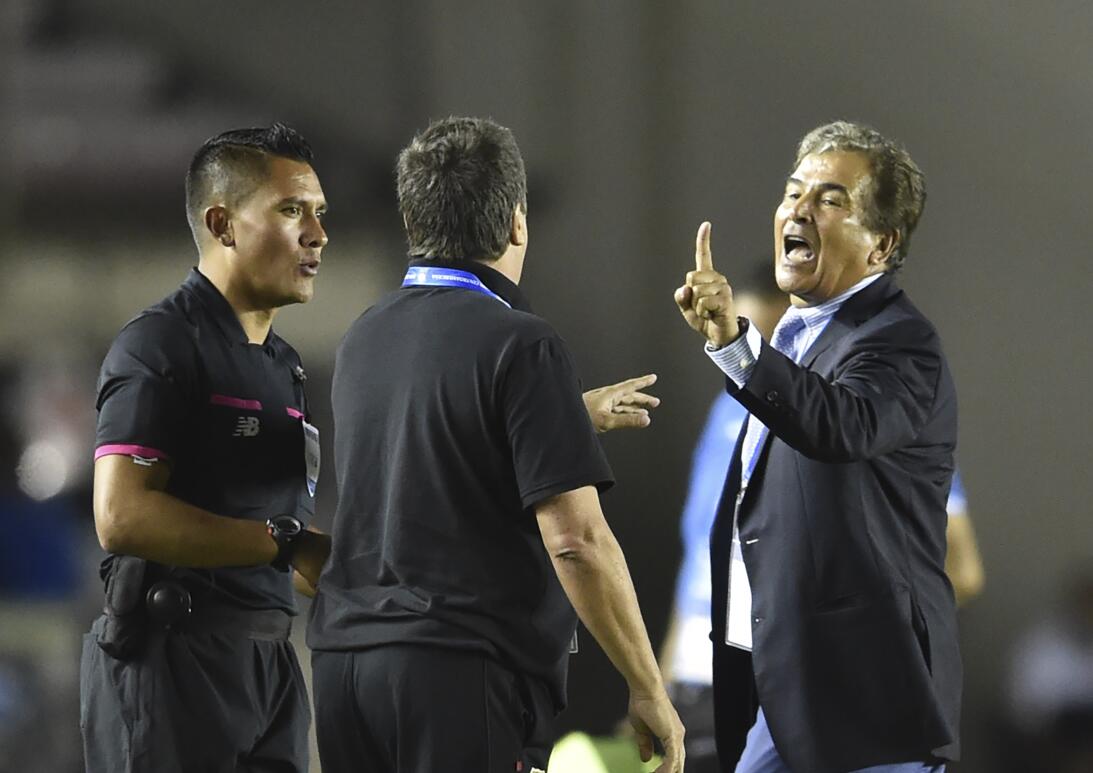 Golpes y polémicas: peleas entre técnicos en el fútbol mundial GettyImag...