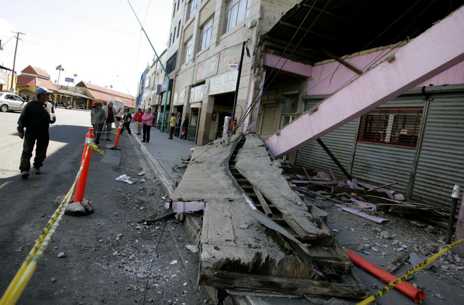 Imágenes de los daños que dejó el terremoto en Mexicali el 4 de abril de...